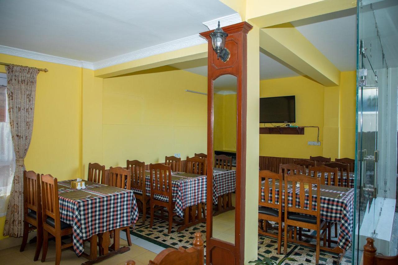 Hotel Bougainvillea โพคารา ภายนอก รูปภาพ